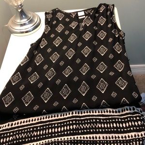 Black and white sleeveless dress